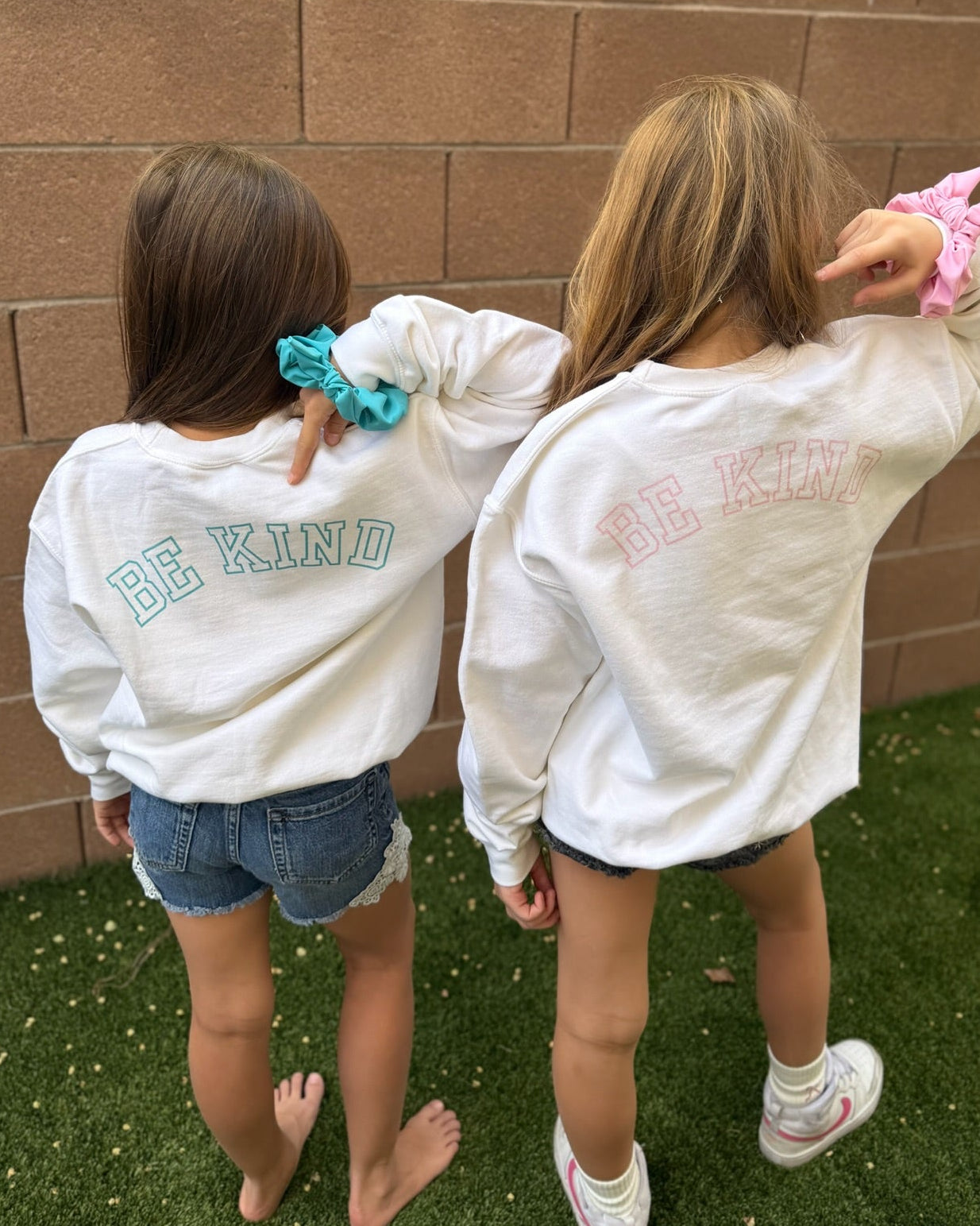Kids' Be Kind Graphic Crewneck - Teal